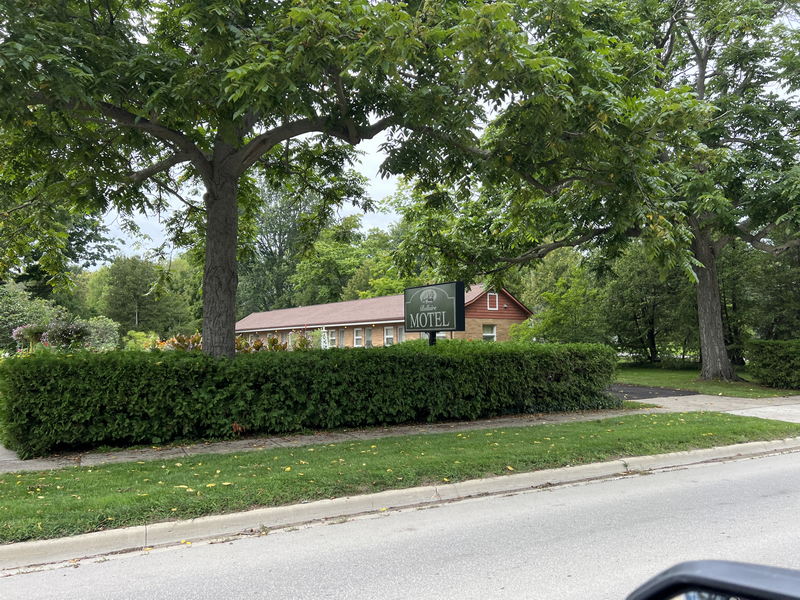 Bellaire Motel & Lodge - Sept 10Th 2023 (newer photo)